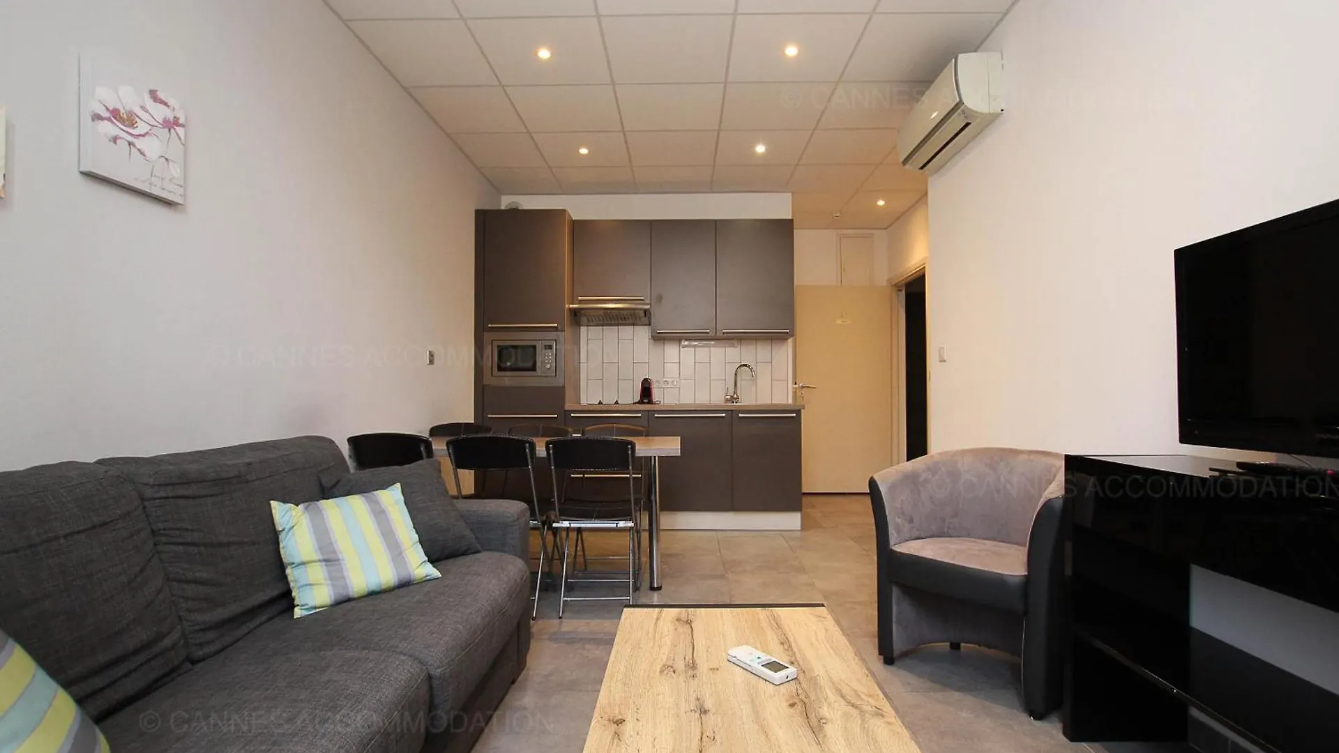 Apartment Residence Aout 31 Cannes