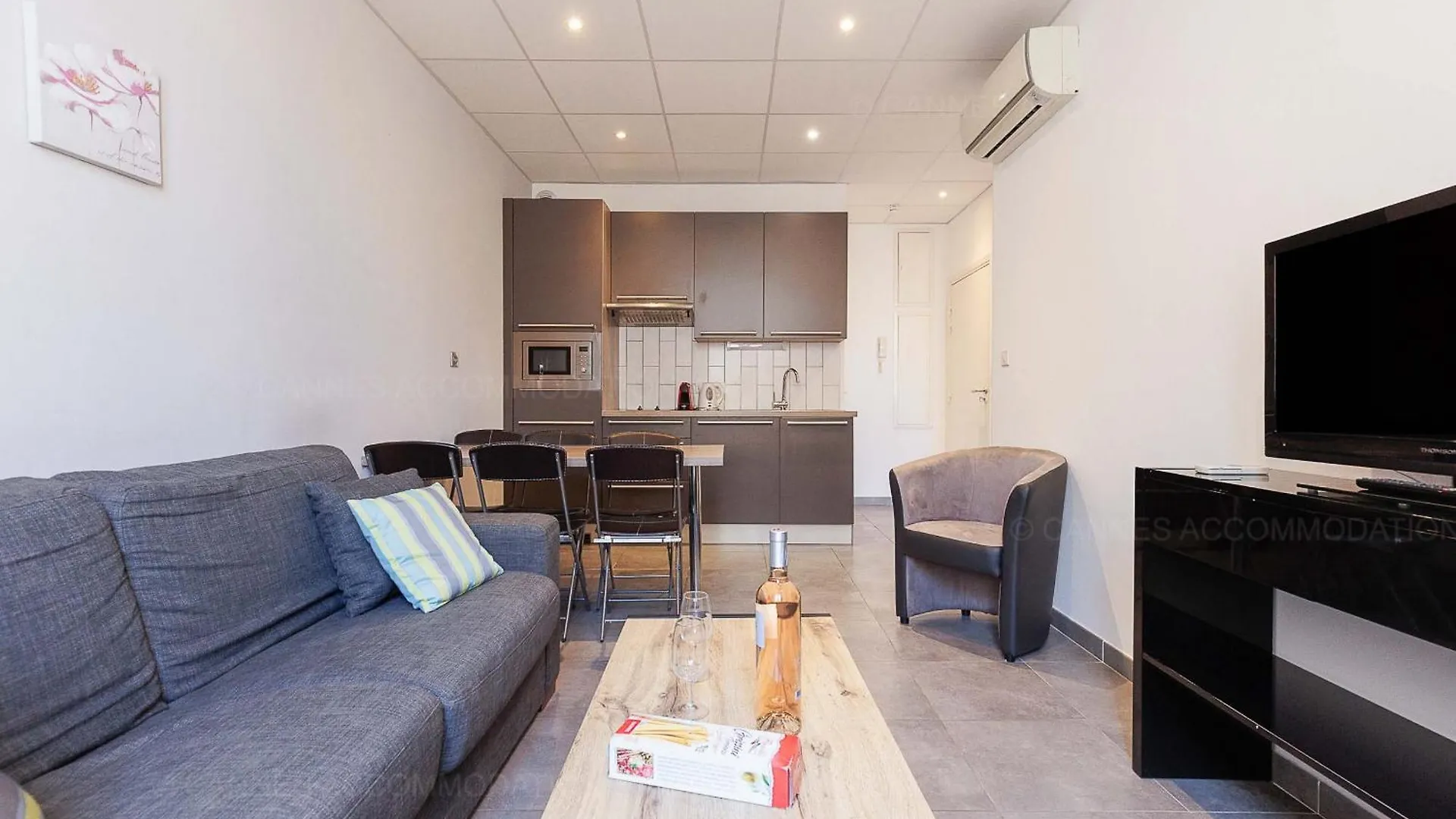Residence Aout 31 Cannes France